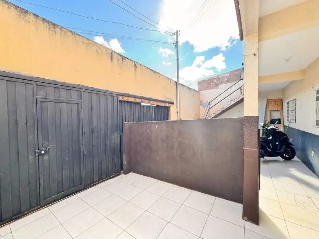 Casa / Sobrado para Venda em Santa Maria/DF Santa Maria Norte 5 Quartos