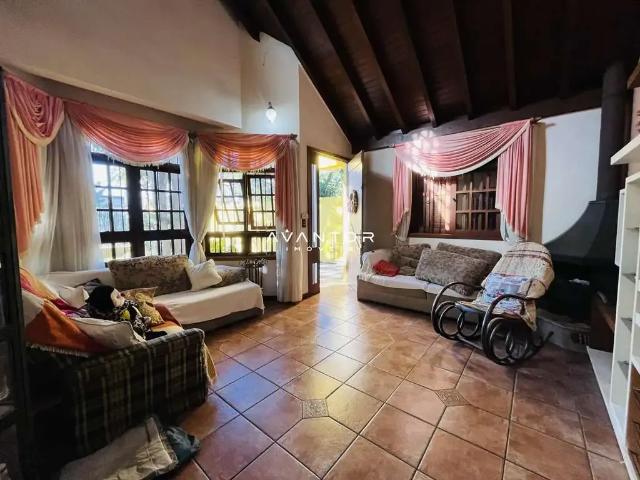 Casa / Sobrado para Venda em Santa Maria/RS Nossa Senhora do Perpétuo Socorro 4 Quartos