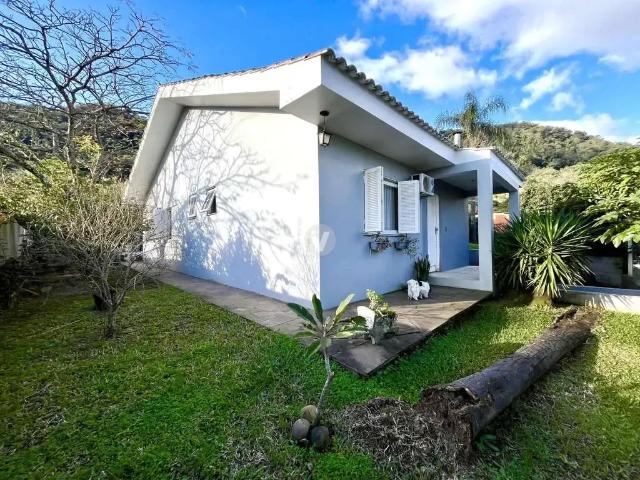 Casa / Sobrado para Venda em Santa Maria/RS Nossa Senhora do Perpétuo Socorro 3 Quartos