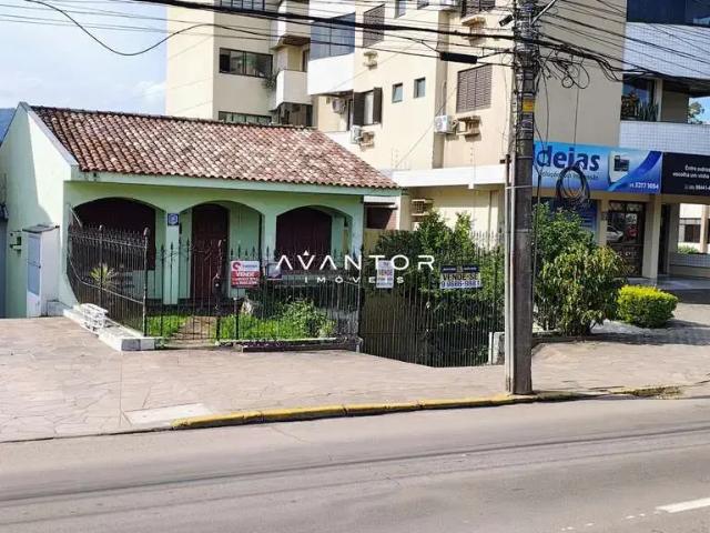 Casa / Sobrado para Venda em Santa Maria/RS Nossa Senhora das Dores 3 Quartos