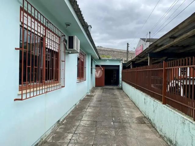 Casa / Sobrado para Venda em Santa Maria/RS Nossa Senhora das Dores 3 Quartos