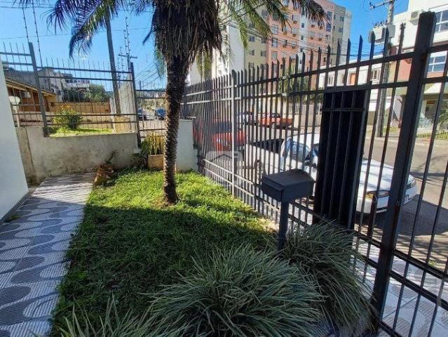 Casa / Sobrado para Venda em Santa Maria/RS Nossa Senhora das Dores 4 Quartos
