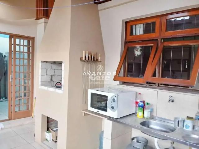 Casa / Sobrado para Venda em Santa Maria/RS Nossa Senhora de Fátima 3 Quartos