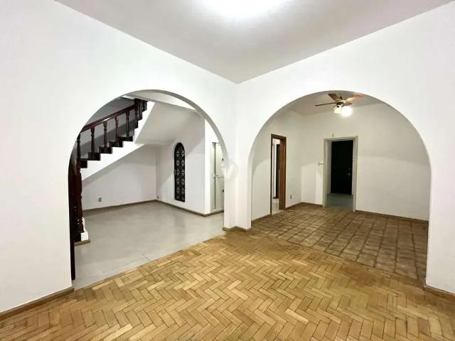 Casa / Sobrado para Venda em Santa Maria/RS Nossa Senhora de Fátima 4 Quartos
