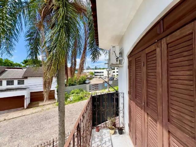 Casa / Sobrado para Venda em Santa Maria/RS Nossa Senhora de Lourdes 4 Quartos