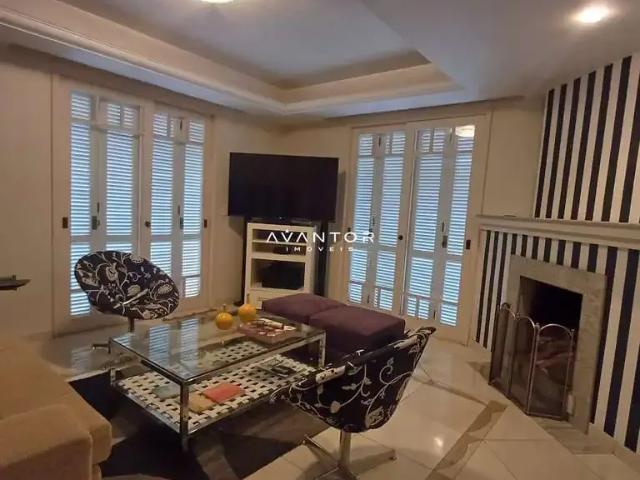 Casa / Sobrado para Venda em Santa Maria/RS Nossa Senhora de Lourdes 4 Quartos