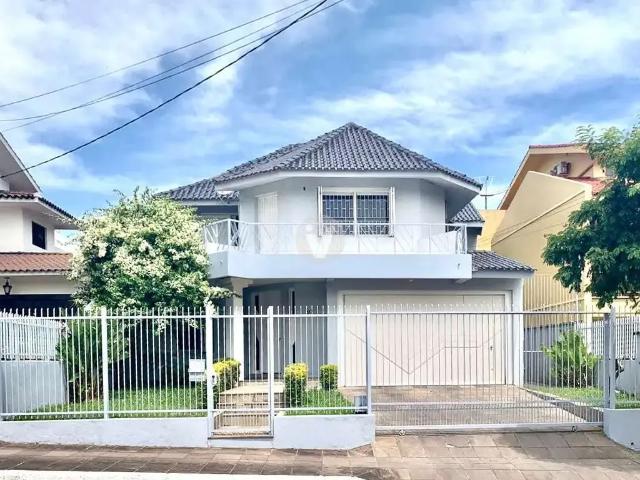 Casa / Sobrado para Venda em Santa Maria/RS Nossa Senhora de Lourdes 4 Quartos