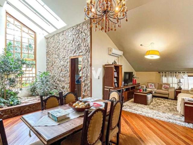 Casa / Sobrado para Venda em Santa Maria/RS Nossa Senhora de Lourdes 5 Quartos