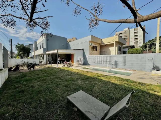 Casa / Sobrado para Venda em Santa Maria/RS Nossa Senhora de Lourdes 5 Quartos