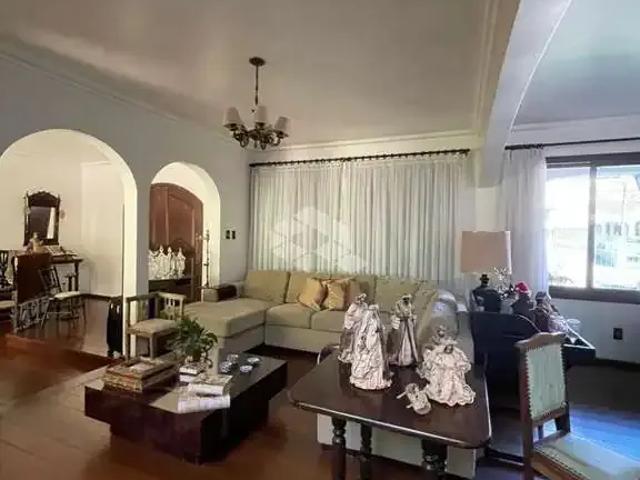 Casa / Sobrado para Venda em Santa Maria/RS Nossa Senhora de Lourdes 5 Quartos