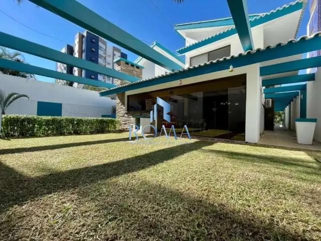 Casa / Sobrado para Venda em Santa Maria/RS Nossa Senhora de Lourdes 6 Quartos