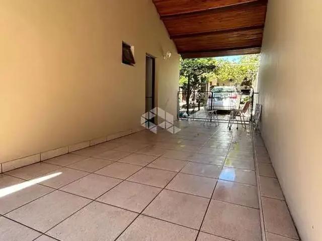 Casa / Sobrado para Venda em Santa Maria/RS Nossa Senhora Medianeira 4 Quartos