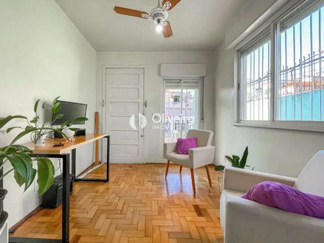Casa / Sobrado para Venda em Santa Maria/RS Nossa Senhora Medianeira 5 Quartos