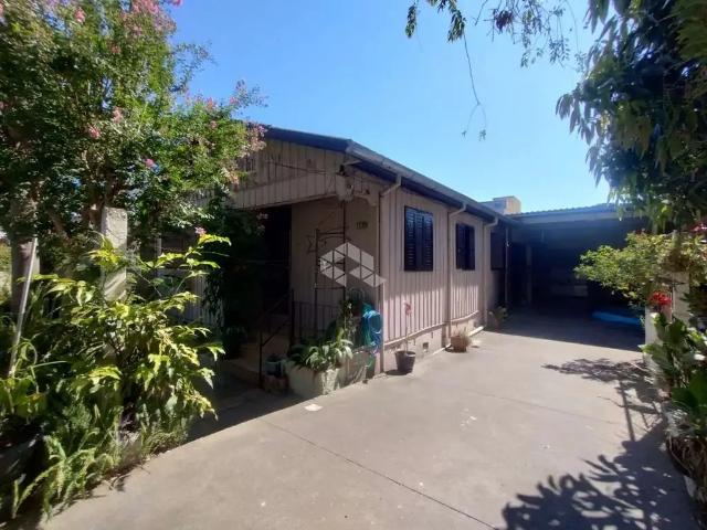 Casa / Sobrado para Venda em Santa Maria/RS Nossa Senhora Medianeira 3 Quartos