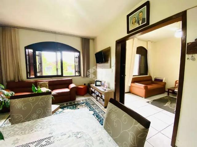 Casa / Sobrado para Venda em Santa Maria/RS Nossa Senhora Medianeira 3 Quartos