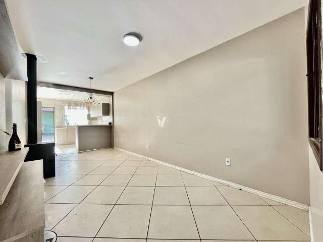 Casa / Sobrado para Venda em Santa Maria/RS Nossa Senhora Medianeira 3 Quartos
