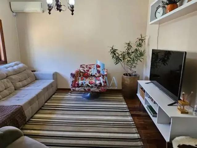 Casa / Sobrado para Venda em Santa Maria/RS Nossa Senhora Medianeira 3 Quartos