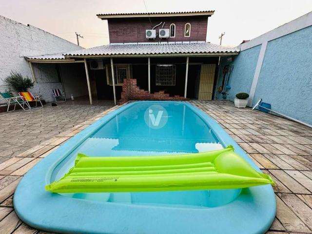 Casa / Sobrado para Venda em Santa Maria/RS Nossa Senhora Medianeira 3 Quartos