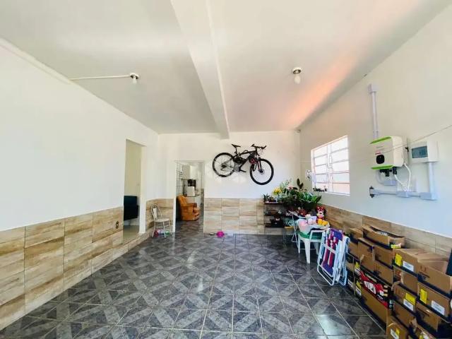 Casa / Sobrado para Venda em Santa Maria/RS Camobi 4 Quartos