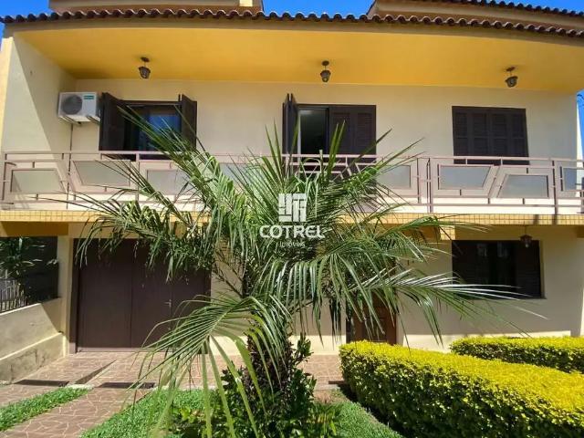 Casa / Sobrado para Venda em Santa Maria/RS Camobi 5 Quartos