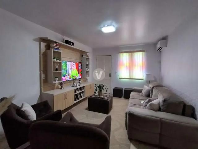 Casa / Sobrado para Venda em Santa Maria/RS Camobi 3 Quartos