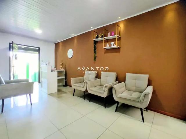 Casa / Sobrado para Venda em Santa Maria/RS Carolina 3 Quartos