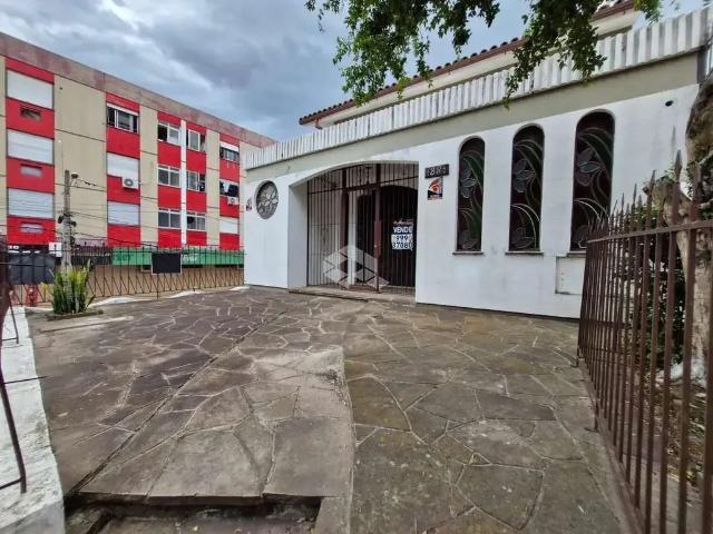Casa / Sobrado para Venda em Santa Maria/RS Centro 4 Quartos