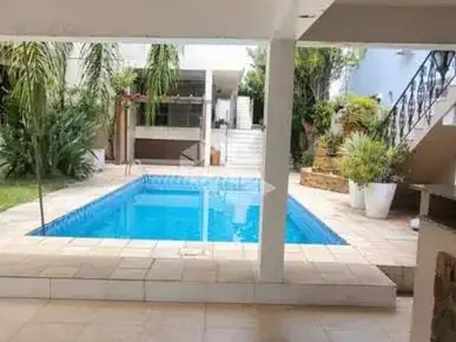 Casa / Sobrado para Venda em Santa Maria/RS Centro 5 Quartos