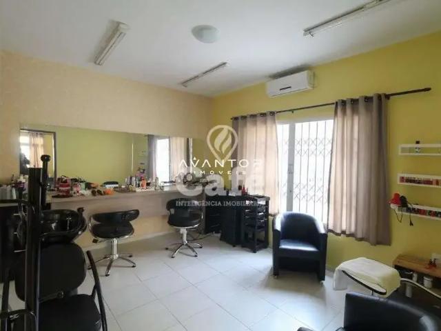 Casa / Sobrado para Venda em Santa Maria/RS Centro 3 Quartos