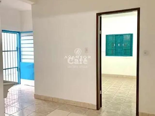 Casa / Sobrado para Venda em Santa Maria/RS Chácara das Flores 2 Quartos