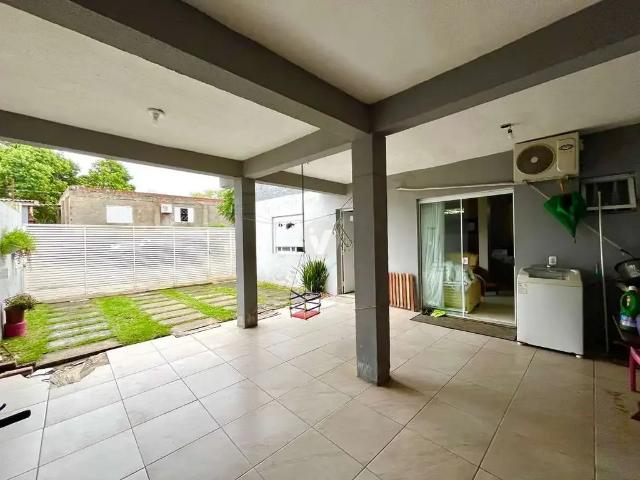 Casa / Sobrado para Venda em Santa Maria/RS Juscelino Kubitschek 2 Quartos