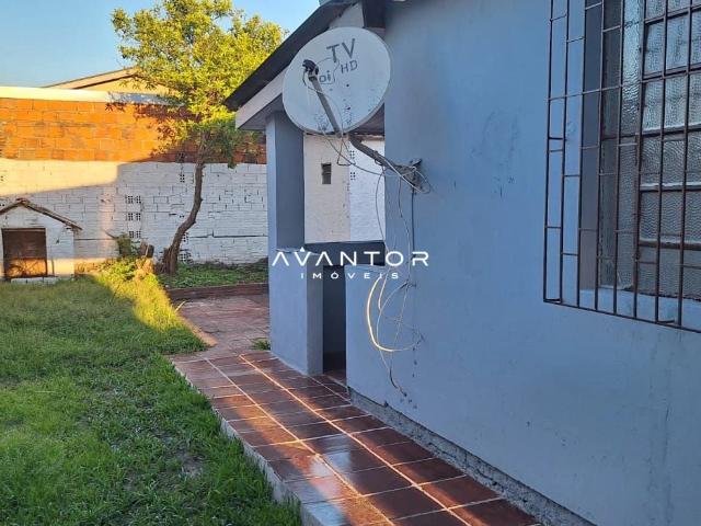 Casa / Sobrado para Venda em Santa Maria/RS Juscelino Kubitschek 2 Quartos