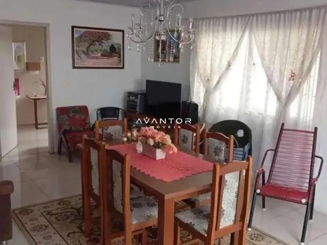 Casa / Sobrado para Venda em Santa Maria/RS Juscelino Kubitschek 3 Quartos