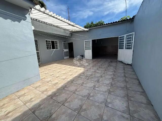 Casa / Sobrado para Venda em Santa Maria/RS Juscelino Kubitschek 3 Quartos