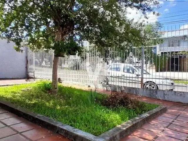 Casa / Sobrado para Venda em Santa Maria/RS Juscelino Kubitschek 3 Quartos