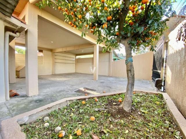 Casa / Sobrado para Venda em Santa Maria/RS Juscelino Kubitschek 3 Quartos