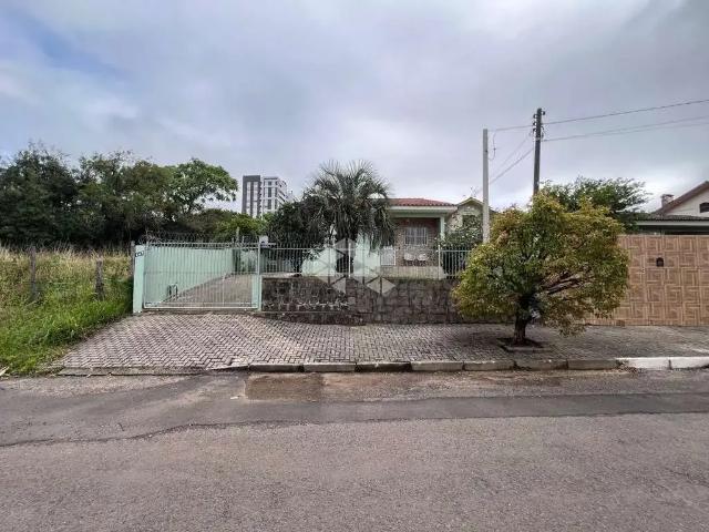 Casa / Sobrado para Venda em Santa Maria/RS km 3 2 Quartos