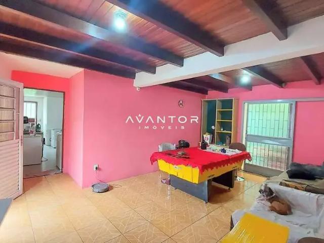 Casa / Sobrado para Venda em Santa Maria/RS Patronato 3 Quartos