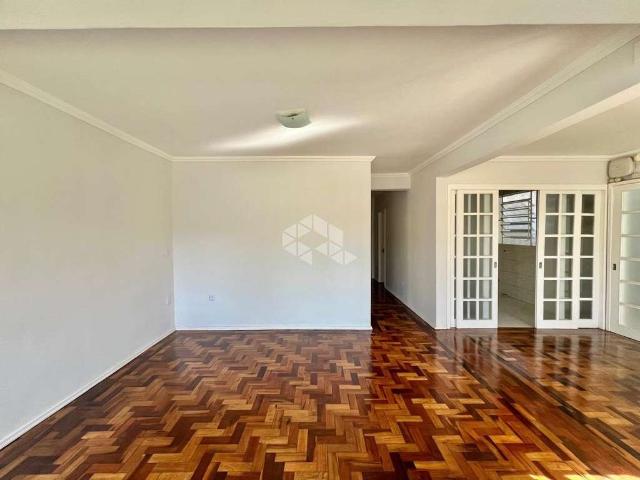Casa / Sobrado para Venda em Santa Maria/RS Patronato 3 Quartos