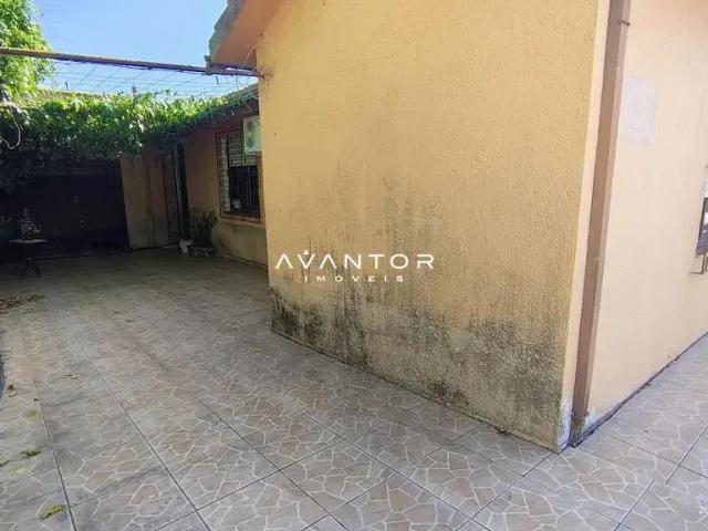 Casa / Sobrado para Venda em Santa Maria/RS Patronato 3 Quartos