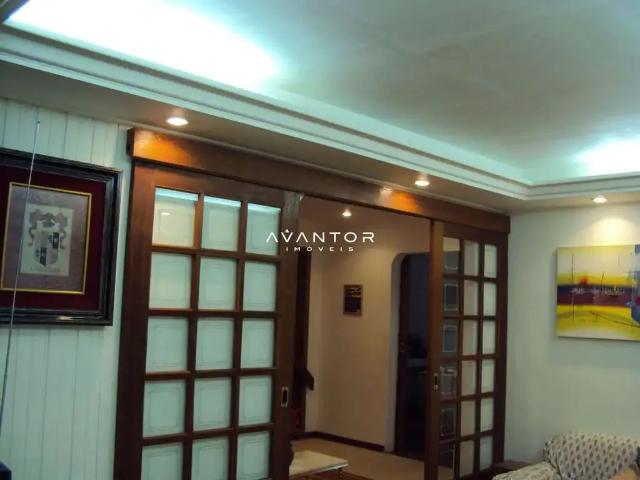 Casa / Sobrado para Venda em Santa Maria/RS Patronato 3 Quartos