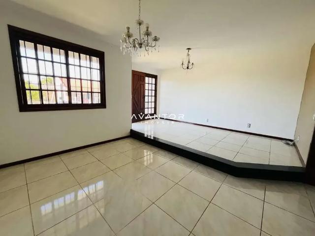 Casa / Sobrado para Venda em Santa Maria/RS Pinheiro Machado 3 Quartos