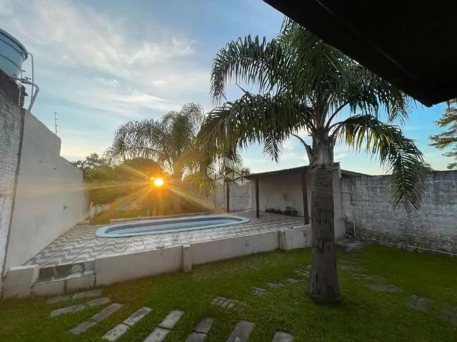 Casa / Sobrado para Venda em Santa Maria/RS Pinheiro Machado 3 Quartos