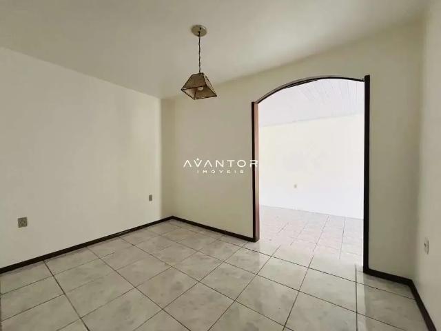 Casa / Sobrado para Venda em Santa Maria/RS Pinheiro Machado 3 Quartos