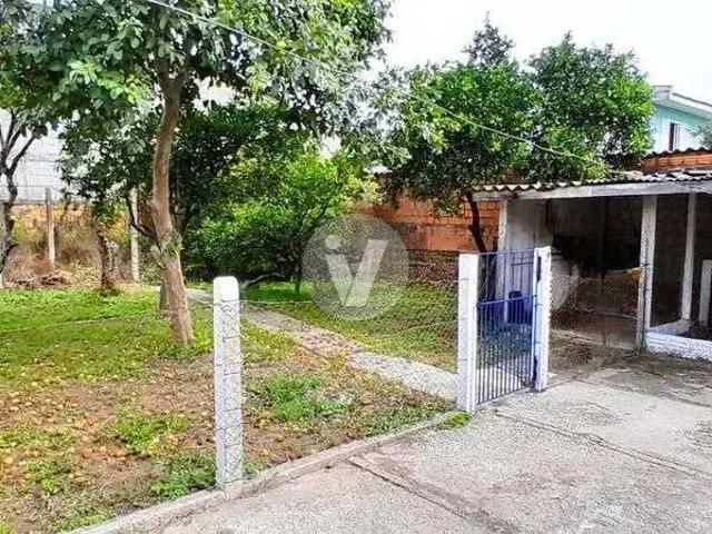 Casa / Sobrado para Venda em Santa Maria/RS Presidente João Goulart 2 Quartos
