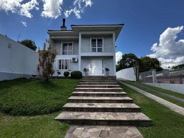 Casa / Sobrado para Venda em Santa Maria/RS Presidente João Goulart 4 Quartos