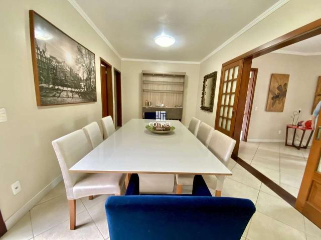 Casa / Sobrado para Venda em Santa Maria/RS São José 3 Quartos