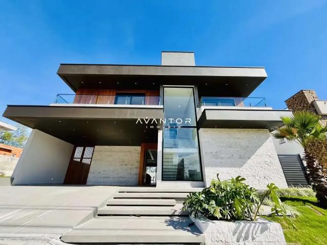 Casa / Sobrado para Venda em Santa Maria/RS São José 5 Quartos