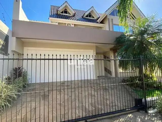 Casa / Sobrado para Venda em Santa Maria/RS São José 5 Quartos