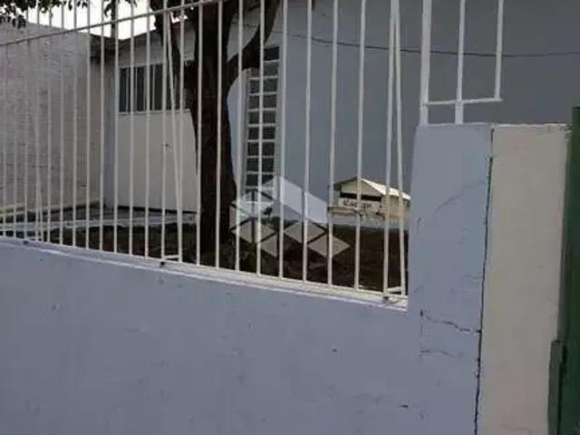 Casa / Sobrado para Venda em Santa Maria/RS Tancredo Neves 2 Quartos